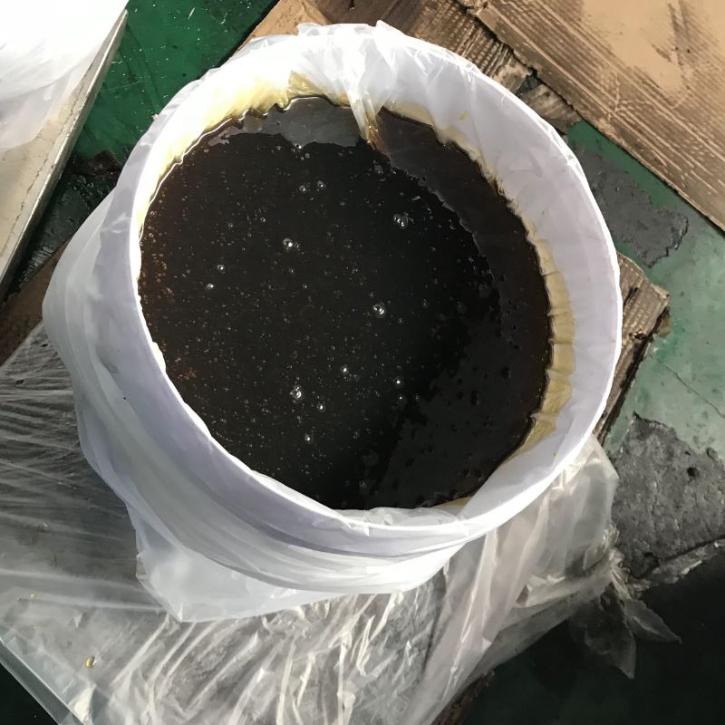 東營潤滑脂廠家--機油污染的原因